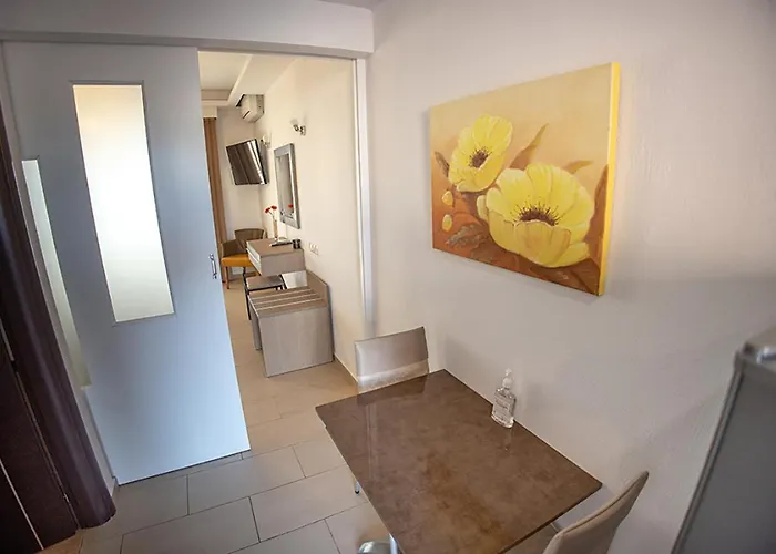 Dafni's Beachfront Luxury *