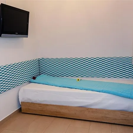 Dafni's Beachfront Luxury Апарт-отель Никити