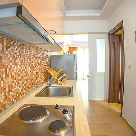 Апарт-отель Dafni's Beachfront Luxury *