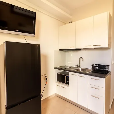 Апарт-отель Dafni's Beachfront Luxury *