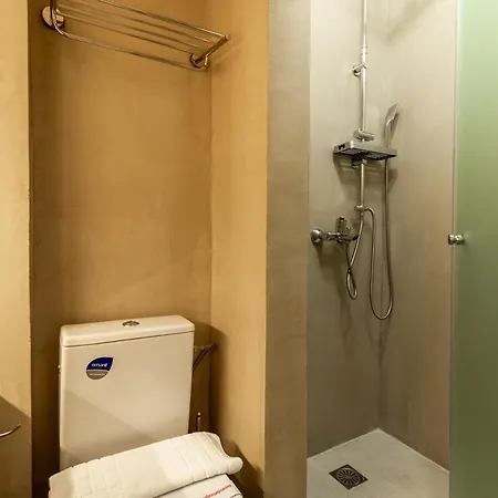 Dafni's Beachfront Luxury Апарт-отель Никити