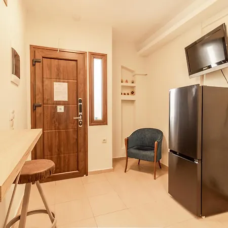 Dafni's Beachfront Luxury Никити