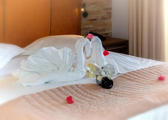 Dafni's Beachfront Luxury Hotel de apartamente Nikiti (Sithonia)