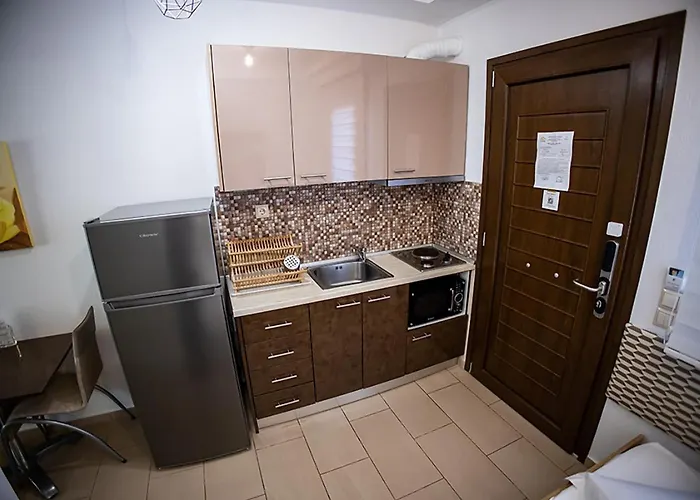 מלון דירות Dafni's Beachfront Luxury *