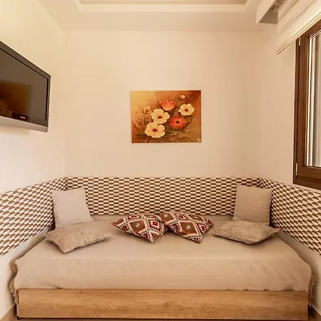 Dafni's Beachfront Luxury *