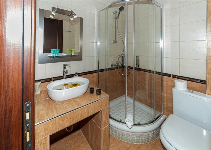 Dafni's Beachfront Luxury شقة فندقية