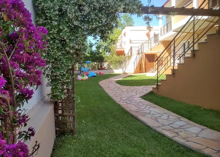شقة فندقية Dafni's Beachfront Luxury *