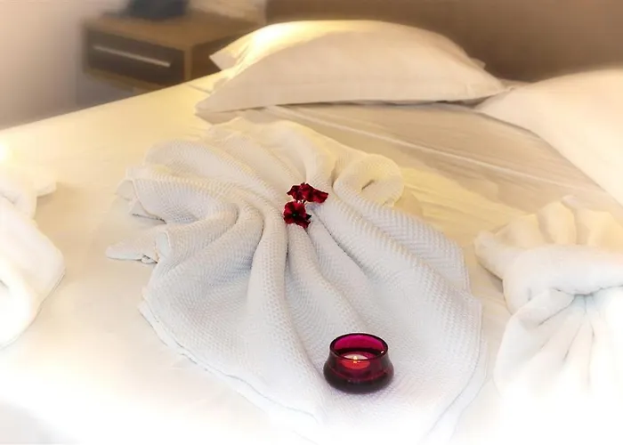 شقة فندقية Dafni's Beachfront Luxury *