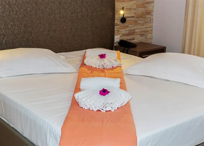 شقة فندقية Dafni's Beachfront Luxury نيكيتي