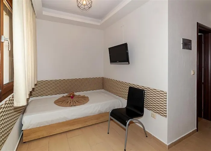 Dafni's Beachfront Luxury شقة فندقية *